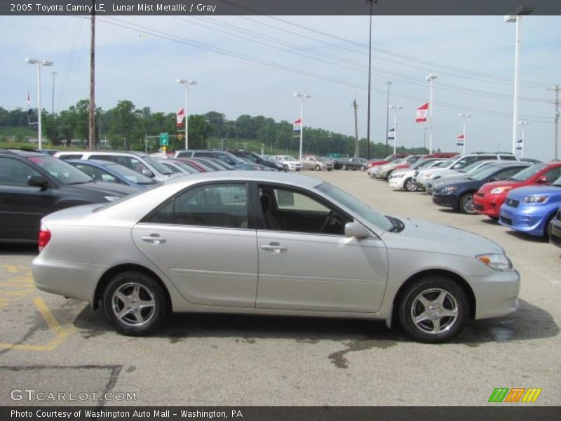 Lunar Mist Metallic / Gray 2005 Toyota Camry LE