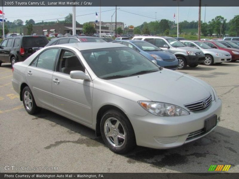 Lunar Mist Metallic / Gray 2005 Toyota Camry LE