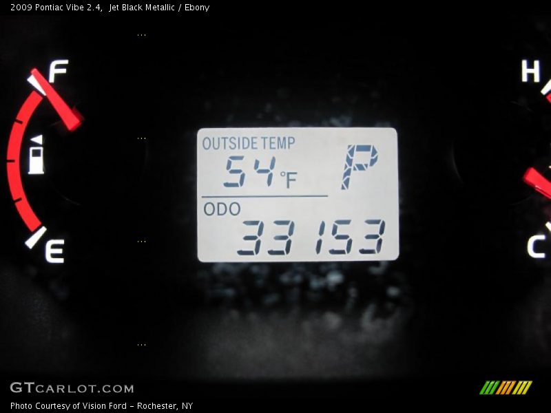 Jet Black Metallic / Ebony 2009 Pontiac Vibe 2.4