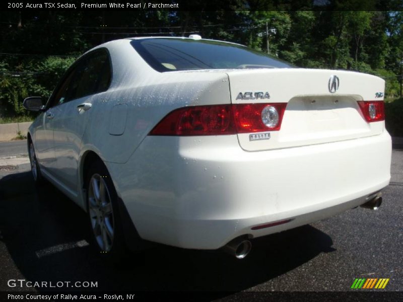 Premium White Pearl / Parchment 2005 Acura TSX Sedan