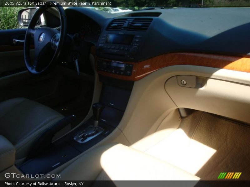 Premium White Pearl / Parchment 2005 Acura TSX Sedan
