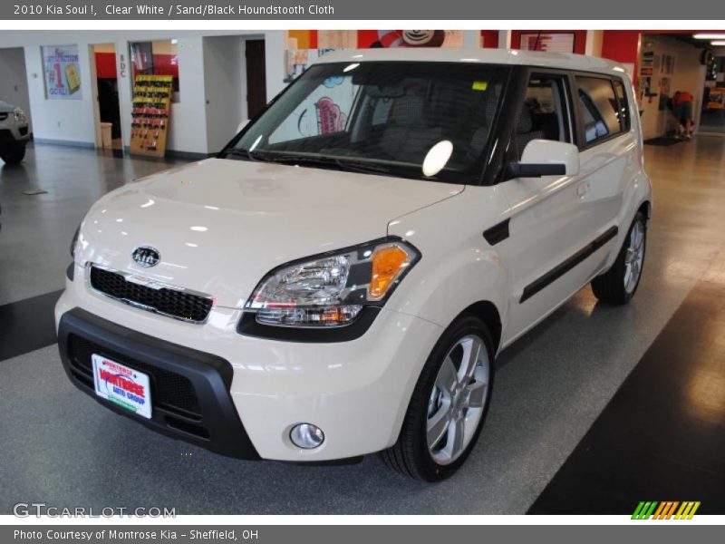 Clear White / Sand/Black Houndstooth Cloth 2010 Kia Soul !
