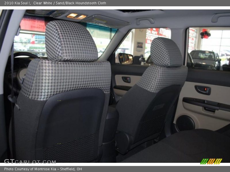 Clear White / Sand/Black Houndstooth Cloth 2010 Kia Soul !