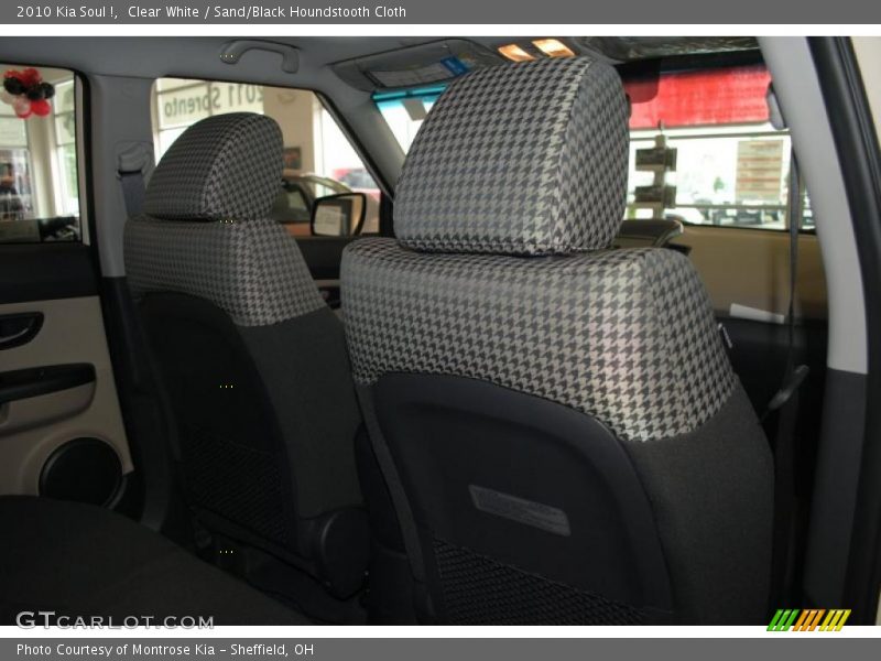 Clear White / Sand/Black Houndstooth Cloth 2010 Kia Soul !