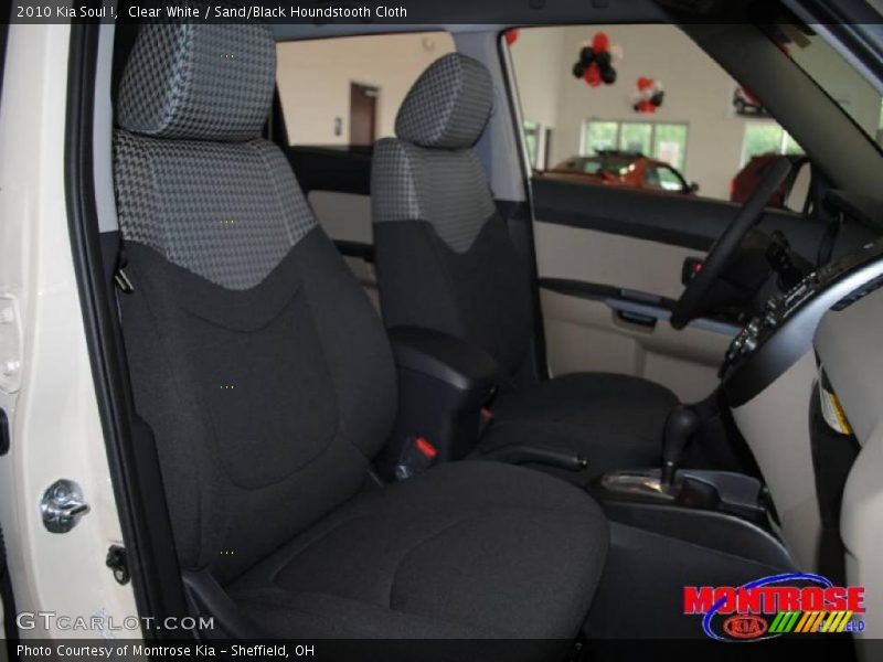 Clear White / Sand/Black Houndstooth Cloth 2010 Kia Soul !