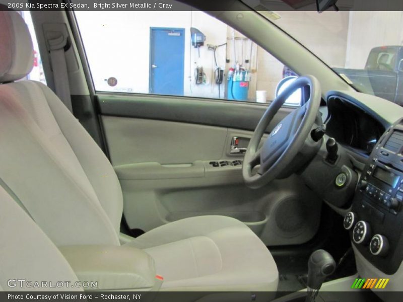 Bright Silver Metallic / Gray 2009 Kia Spectra EX Sedan
