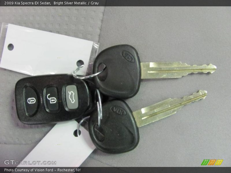 Bright Silver Metallic / Gray 2009 Kia Spectra EX Sedan