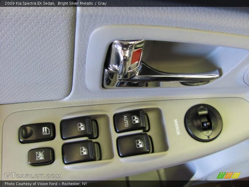 Bright Silver Metallic / Gray 2009 Kia Spectra EX Sedan