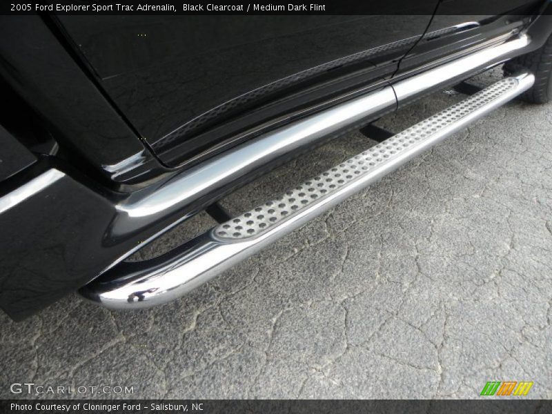 Black Clearcoat / Medium Dark Flint 2005 Ford Explorer Sport Trac Adrenalin