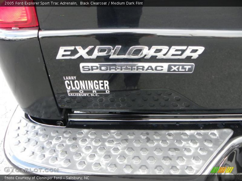 Black Clearcoat / Medium Dark Flint 2005 Ford Explorer Sport Trac Adrenalin