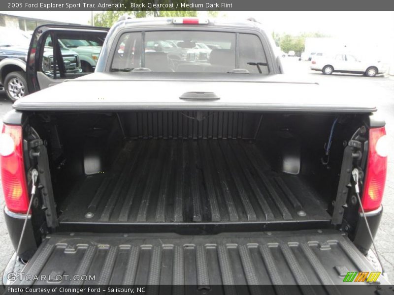 Black Clearcoat / Medium Dark Flint 2005 Ford Explorer Sport Trac Adrenalin