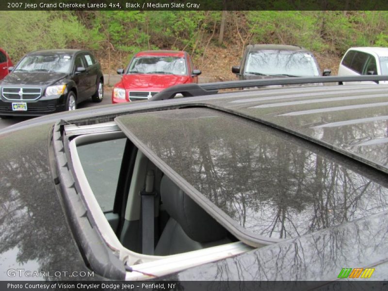 Black / Medium Slate Gray 2007 Jeep Grand Cherokee Laredo 4x4