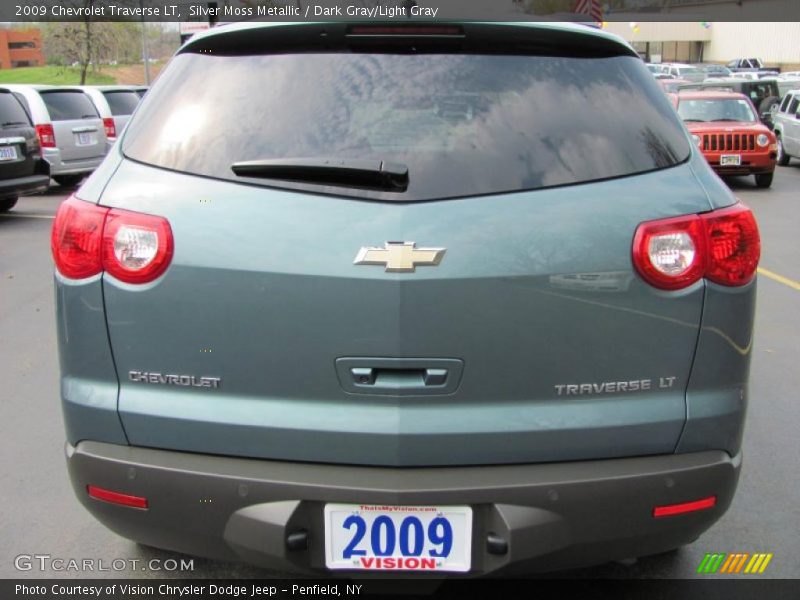 Silver Moss Metallic / Dark Gray/Light Gray 2009 Chevrolet Traverse LT