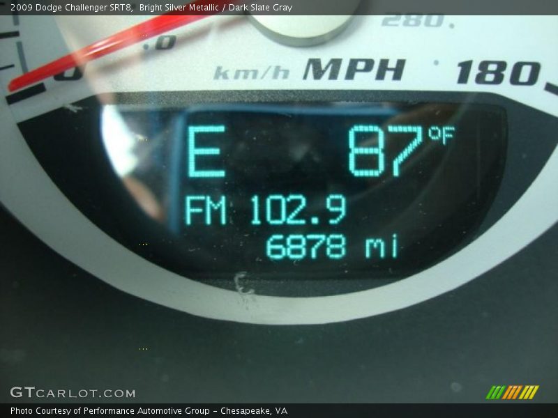 Bright Silver Metallic / Dark Slate Gray 2009 Dodge Challenger SRT8