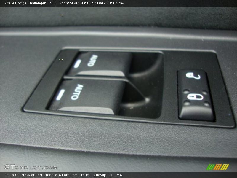 Bright Silver Metallic / Dark Slate Gray 2009 Dodge Challenger SRT8