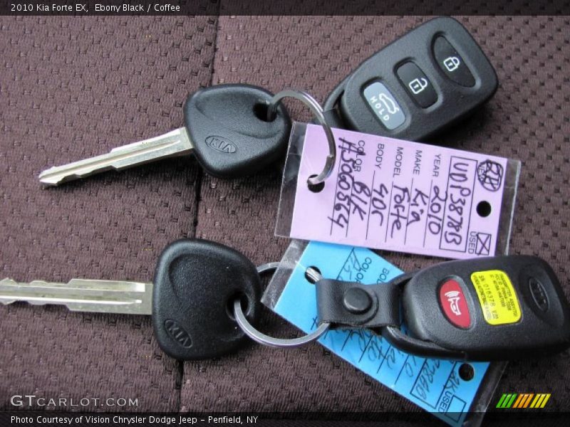 Ebony Black / Coffee 2010 Kia Forte EX