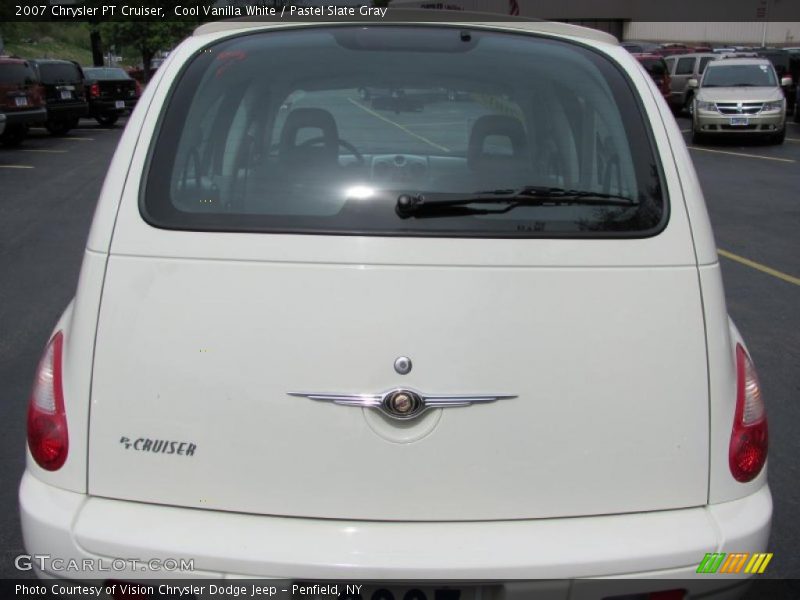 Cool Vanilla White / Pastel Slate Gray 2007 Chrysler PT Cruiser