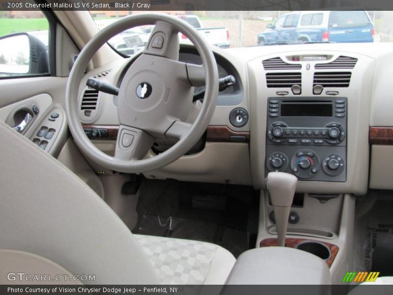 Black / Gray 2005 Chevrolet Malibu LS V6 Sedan