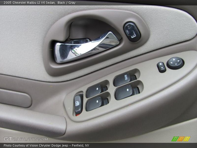Black / Gray 2005 Chevrolet Malibu LS V6 Sedan