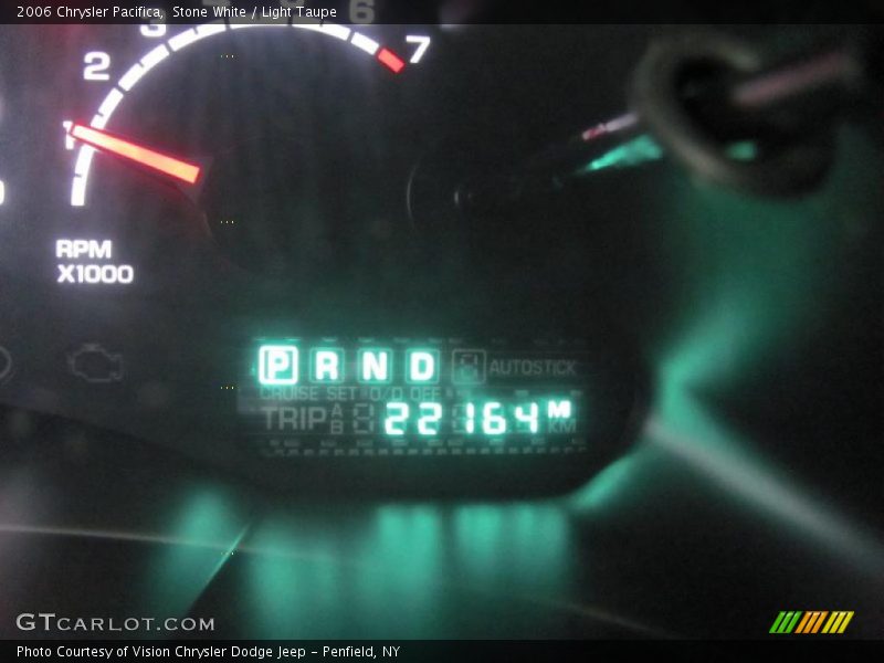 Stone White / Light Taupe 2006 Chrysler Pacifica