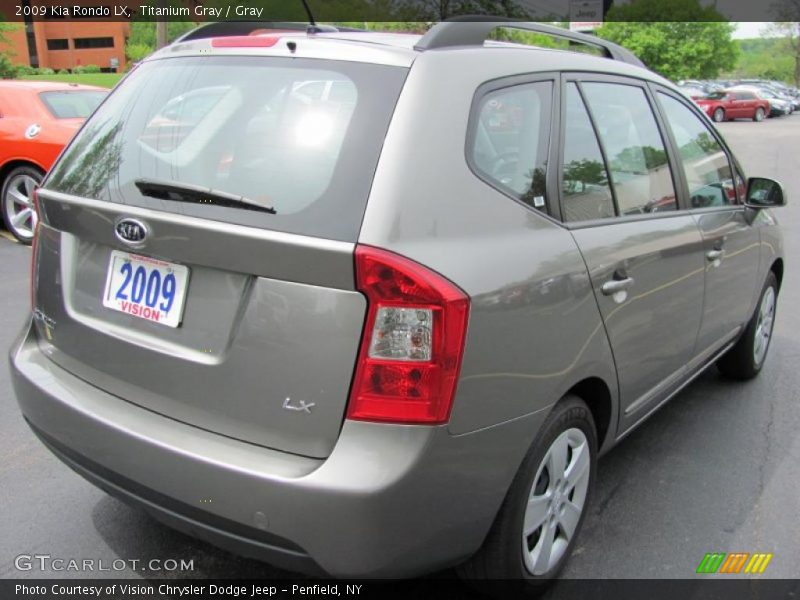 Titanium Gray / Gray 2009 Kia Rondo LX