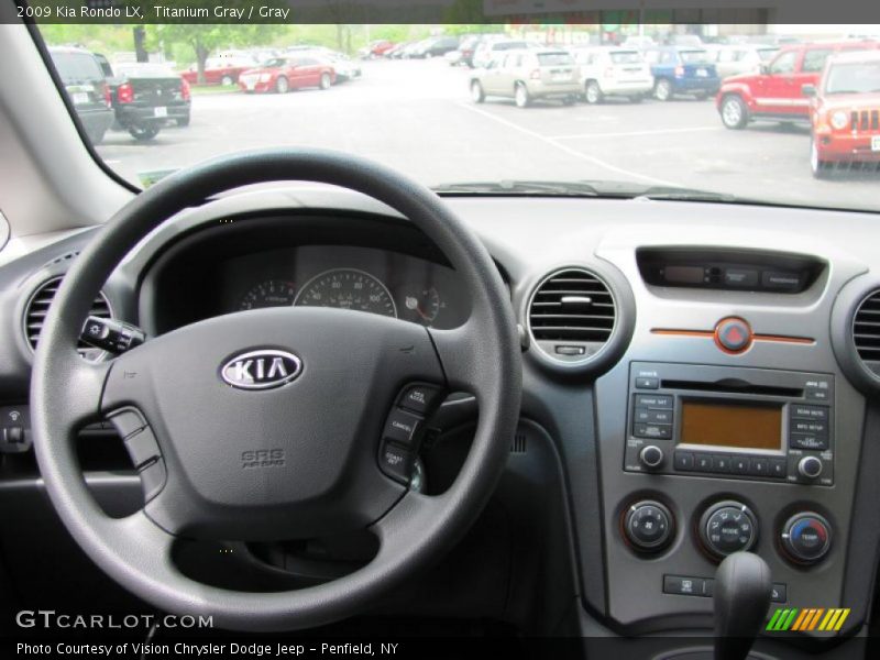 Titanium Gray / Gray 2009 Kia Rondo LX