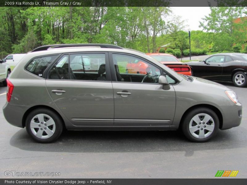 Titanium Gray / Gray 2009 Kia Rondo LX
