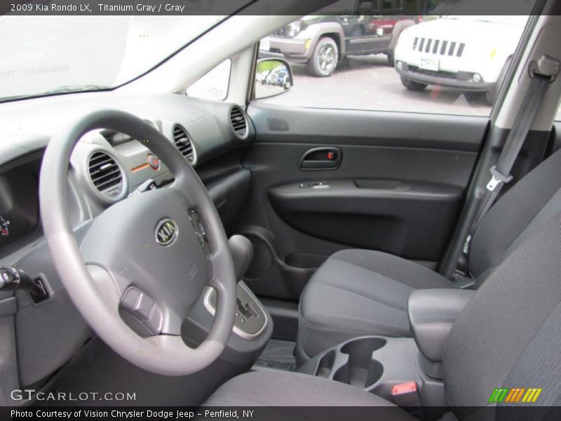 Titanium Gray / Gray 2009 Kia Rondo LX