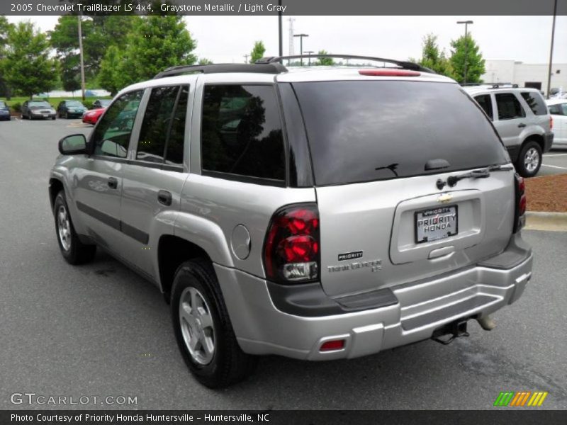 Graystone Metallic / Light Gray 2005 Chevrolet TrailBlazer LS 4x4