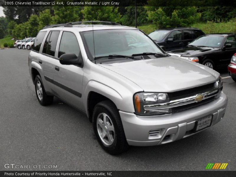 Graystone Metallic / Light Gray 2005 Chevrolet TrailBlazer LS 4x4