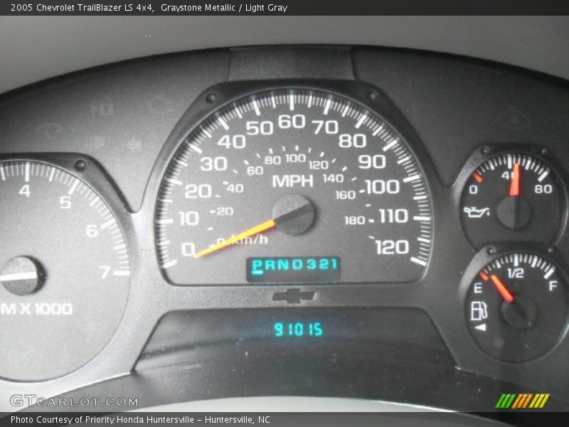 Graystone Metallic / Light Gray 2005 Chevrolet TrailBlazer LS 4x4