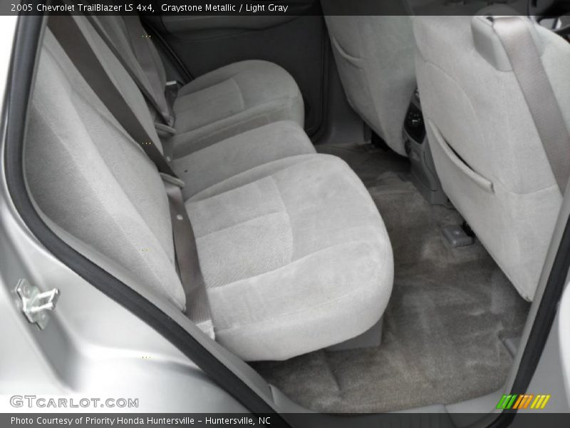 Graystone Metallic / Light Gray 2005 Chevrolet TrailBlazer LS 4x4