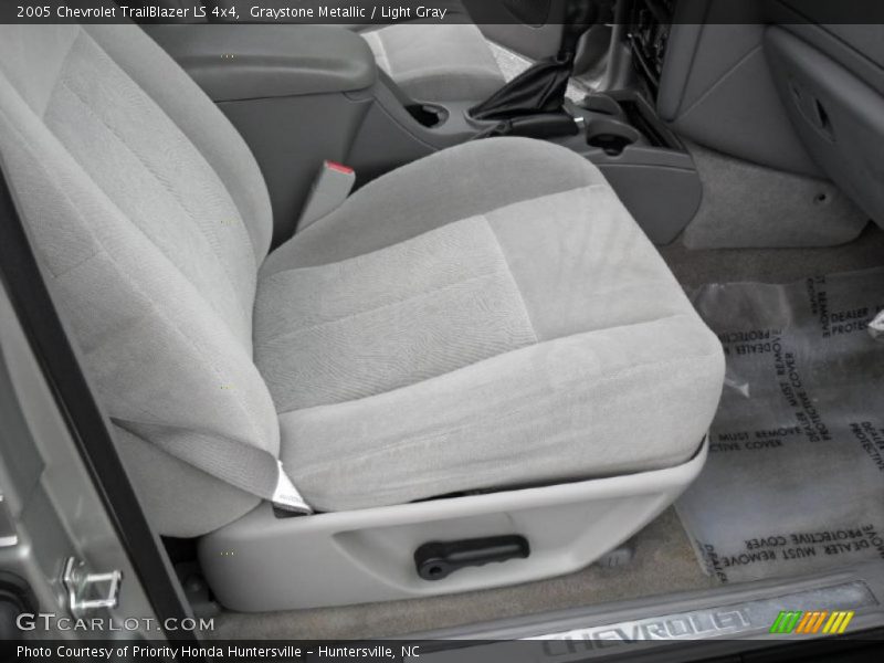 Graystone Metallic / Light Gray 2005 Chevrolet TrailBlazer LS 4x4