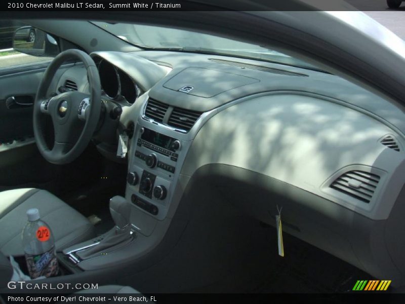 Summit White / Titanium 2010 Chevrolet Malibu LT Sedan