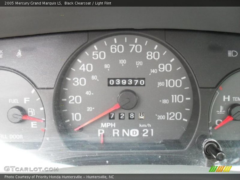 Black Clearcoat / Light Flint 2005 Mercury Grand Marquis LS
