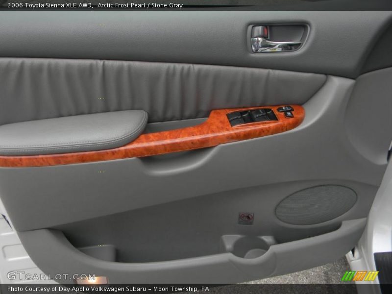 Arctic Frost Pearl / Stone Gray 2006 Toyota Sienna XLE AWD