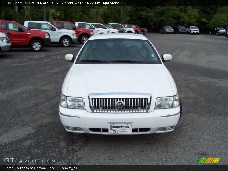 Vibrant White / Medium Light Stone 2007 Mercury Grand Marquis LS