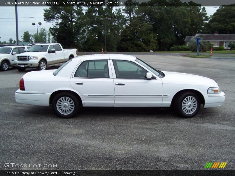 Vibrant White / Medium Light Stone 2007 Mercury Grand Marquis LS