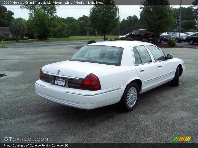 Vibrant White / Medium Light Stone 2007 Mercury Grand Marquis LS
