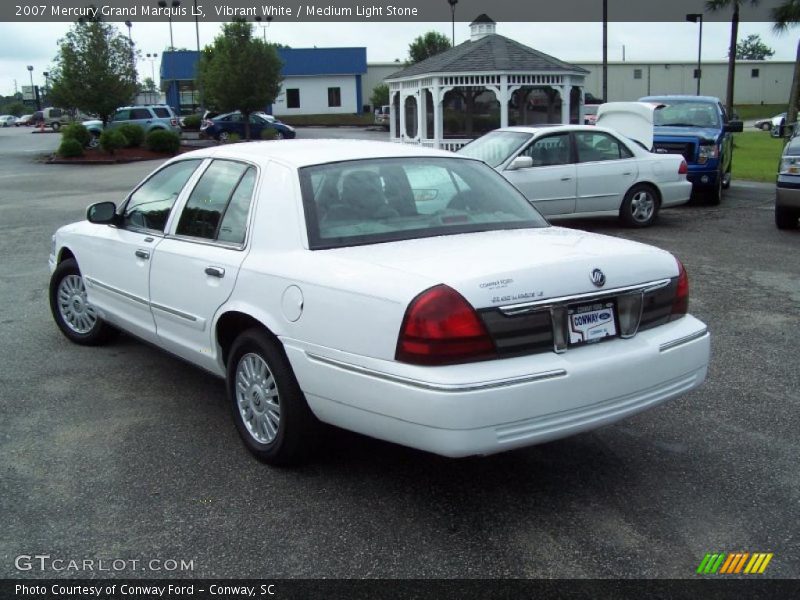 Vibrant White / Medium Light Stone 2007 Mercury Grand Marquis LS