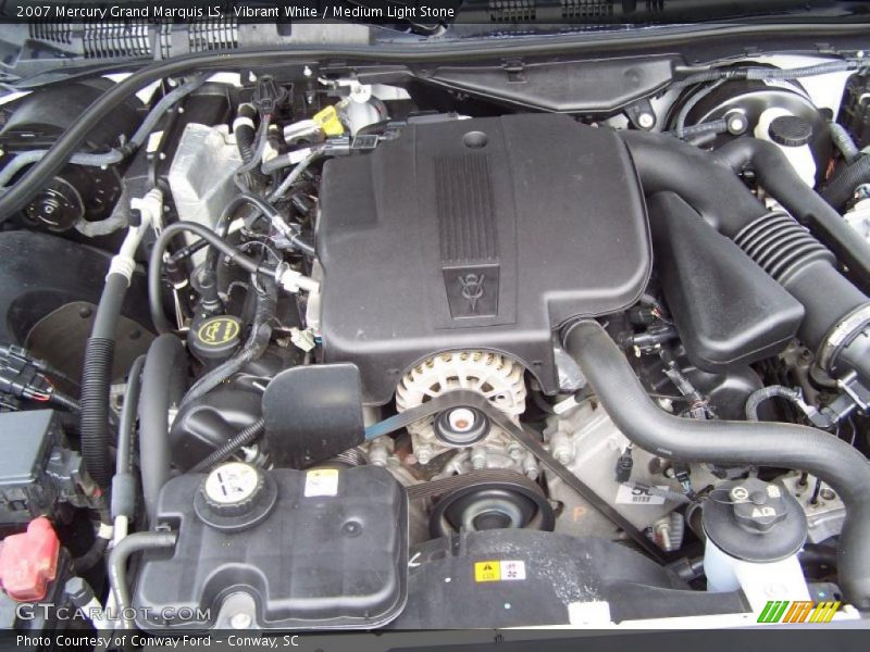 Vibrant White / Medium Light Stone 2007 Mercury Grand Marquis LS