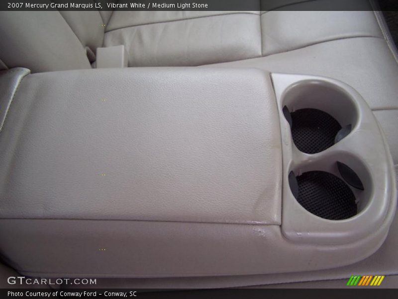 Vibrant White / Medium Light Stone 2007 Mercury Grand Marquis LS