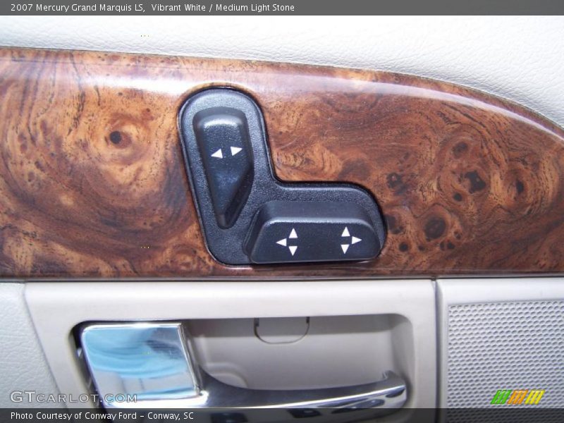 Vibrant White / Medium Light Stone 2007 Mercury Grand Marquis LS