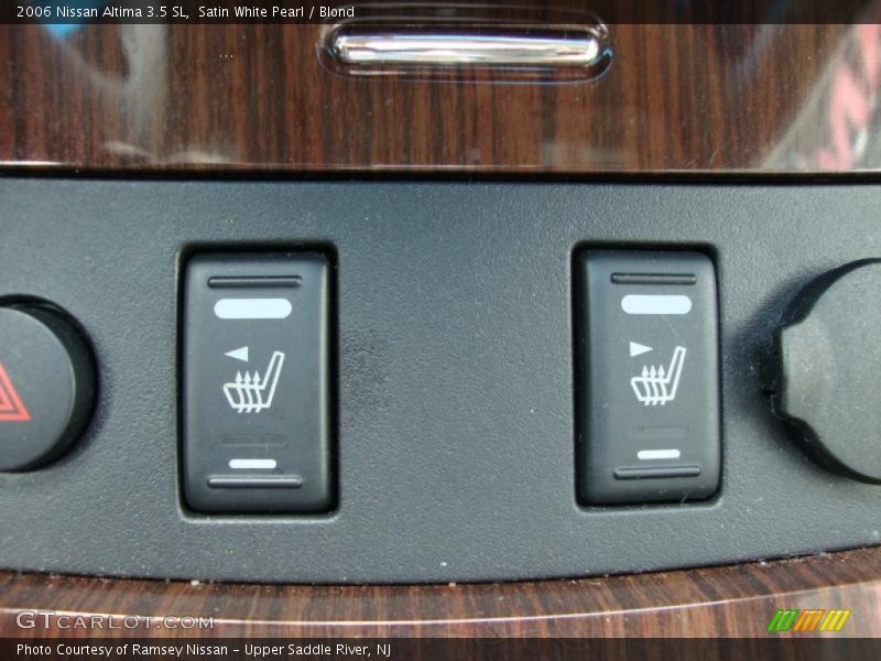 Satin White Pearl / Blond 2006 Nissan Altima 3.5 SL