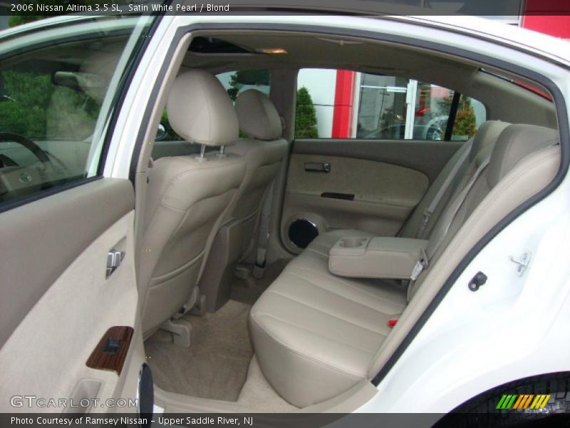 Satin White Pearl / Blond 2006 Nissan Altima 3.5 SL