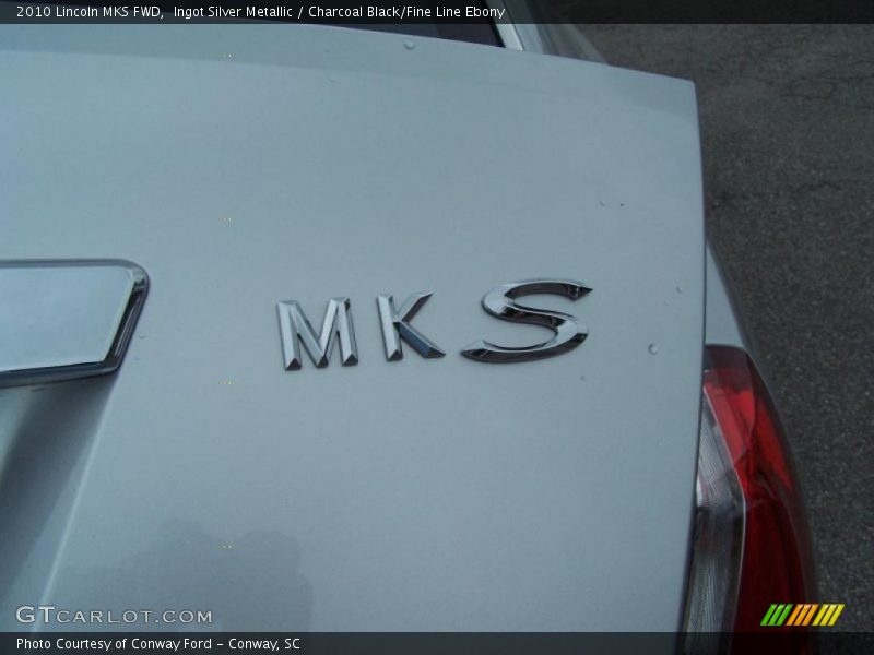 Ingot Silver Metallic / Charcoal Black/Fine Line Ebony 2010 Lincoln MKS FWD