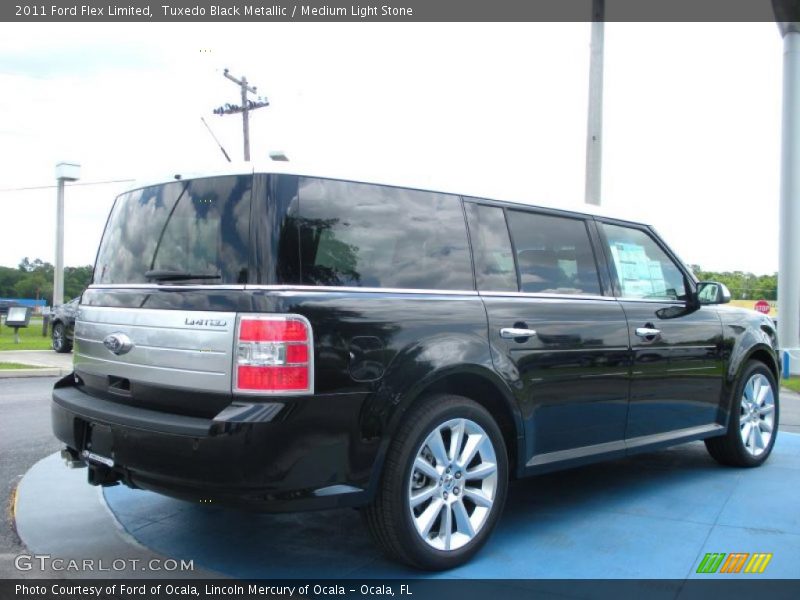 Tuxedo Black Metallic / Medium Light Stone 2011 Ford Flex Limited