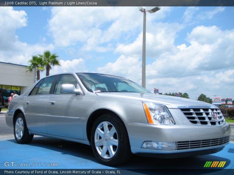 Light Platinum / Light Linen/Cocoa 2008 Cadillac DTS