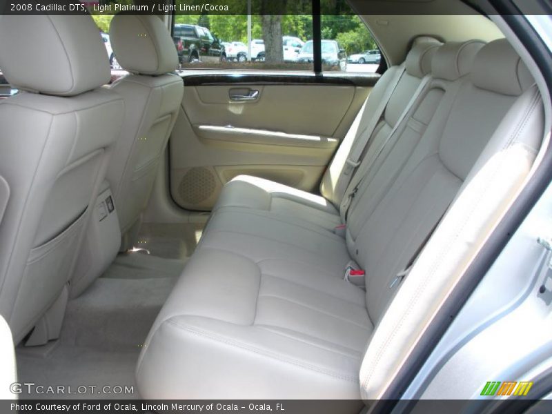 Light Platinum / Light Linen/Cocoa 2008 Cadillac DTS