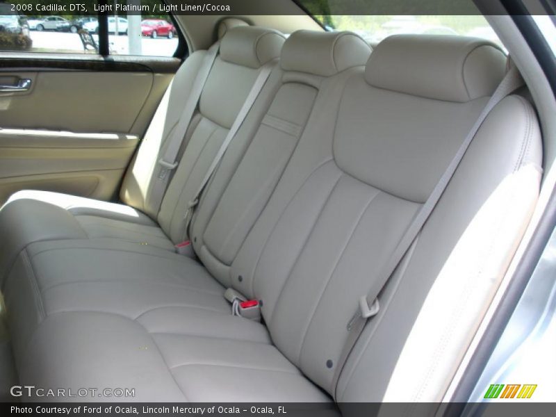 Light Platinum / Light Linen/Cocoa 2008 Cadillac DTS